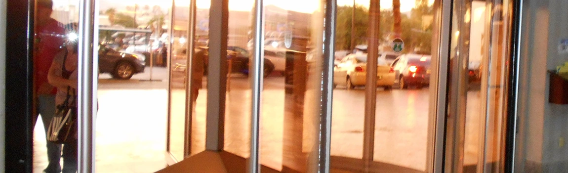 Storefront Glass Repair Cost in Citrus Park, FL